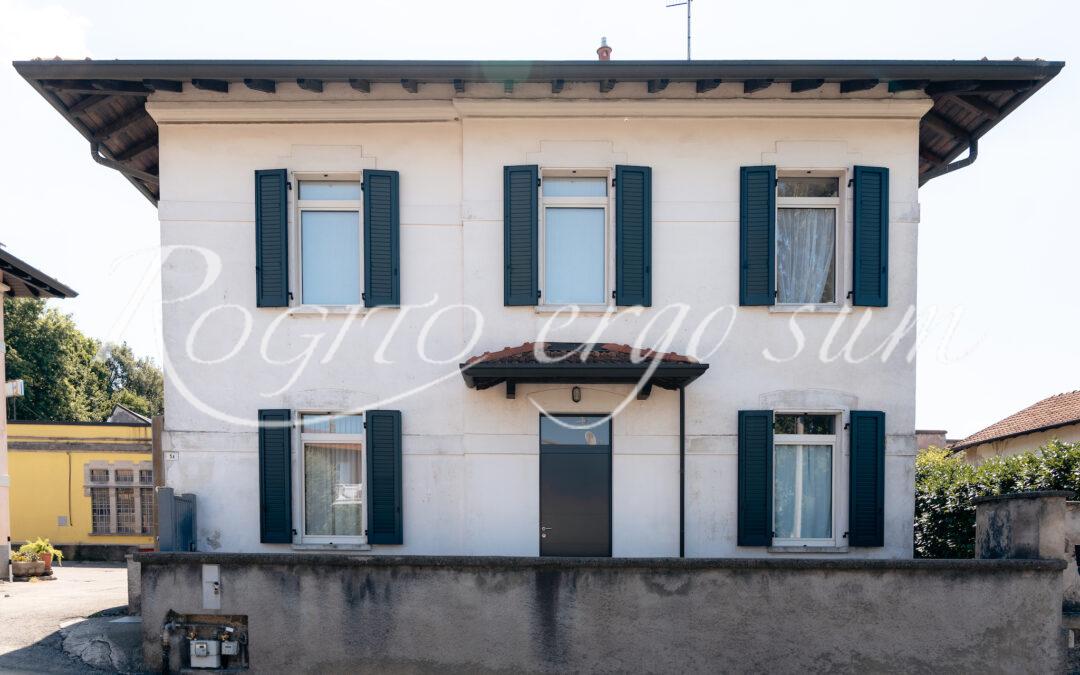 Morazzone – Casa indipendente con giardino e posti auto privati